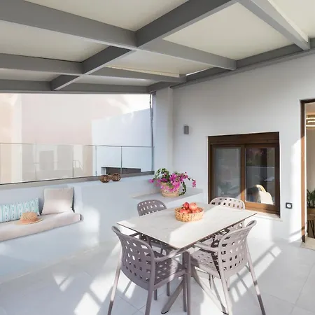 Antigoni's Seaside Lodge, A Retreat! Feriehus